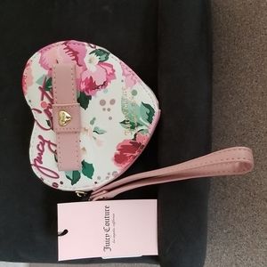 ♥️ JUICY COUTURE HEART SHAPED♥️ WRISTLET ♥️♥️